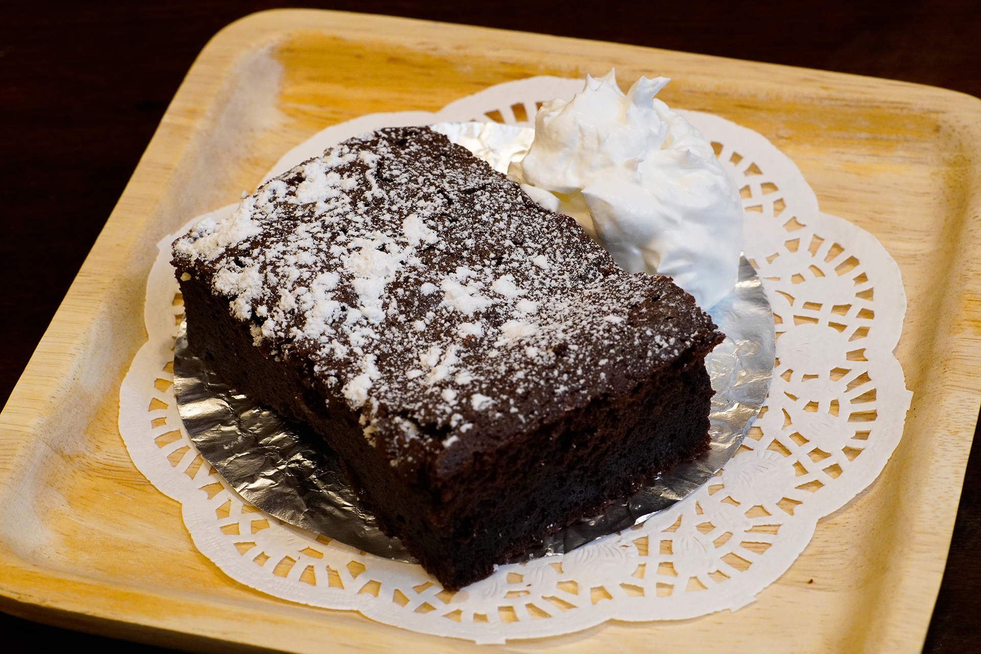 チョコレートケーキ